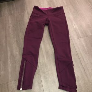 lululemon size 2 maroon ruffled zip up leggings